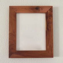 Load image into Gallery viewer, Bermuda Cedar Frame  (8x10)
